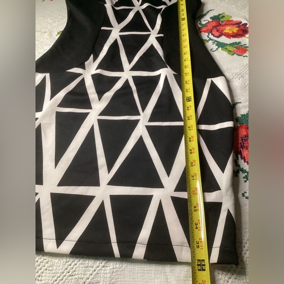 🎁NWT CLASSIC WOMEN Modern print DRESS - Picture 10 of 12